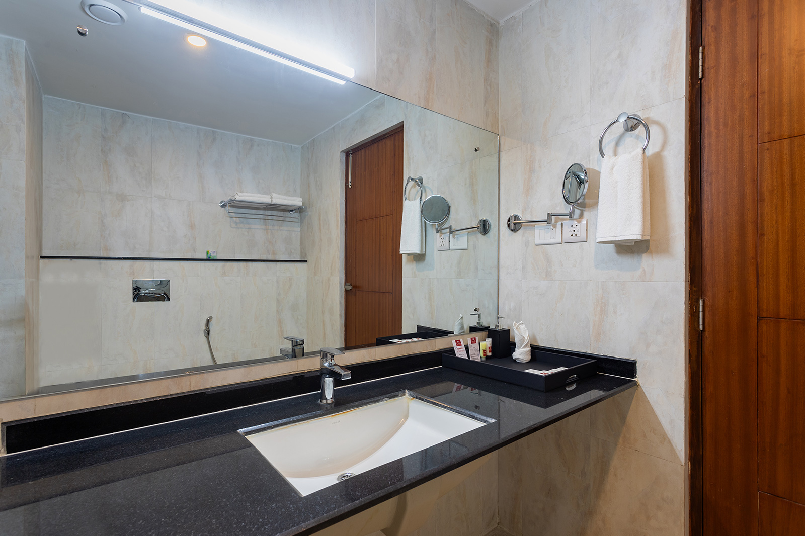 Junior Suite Room