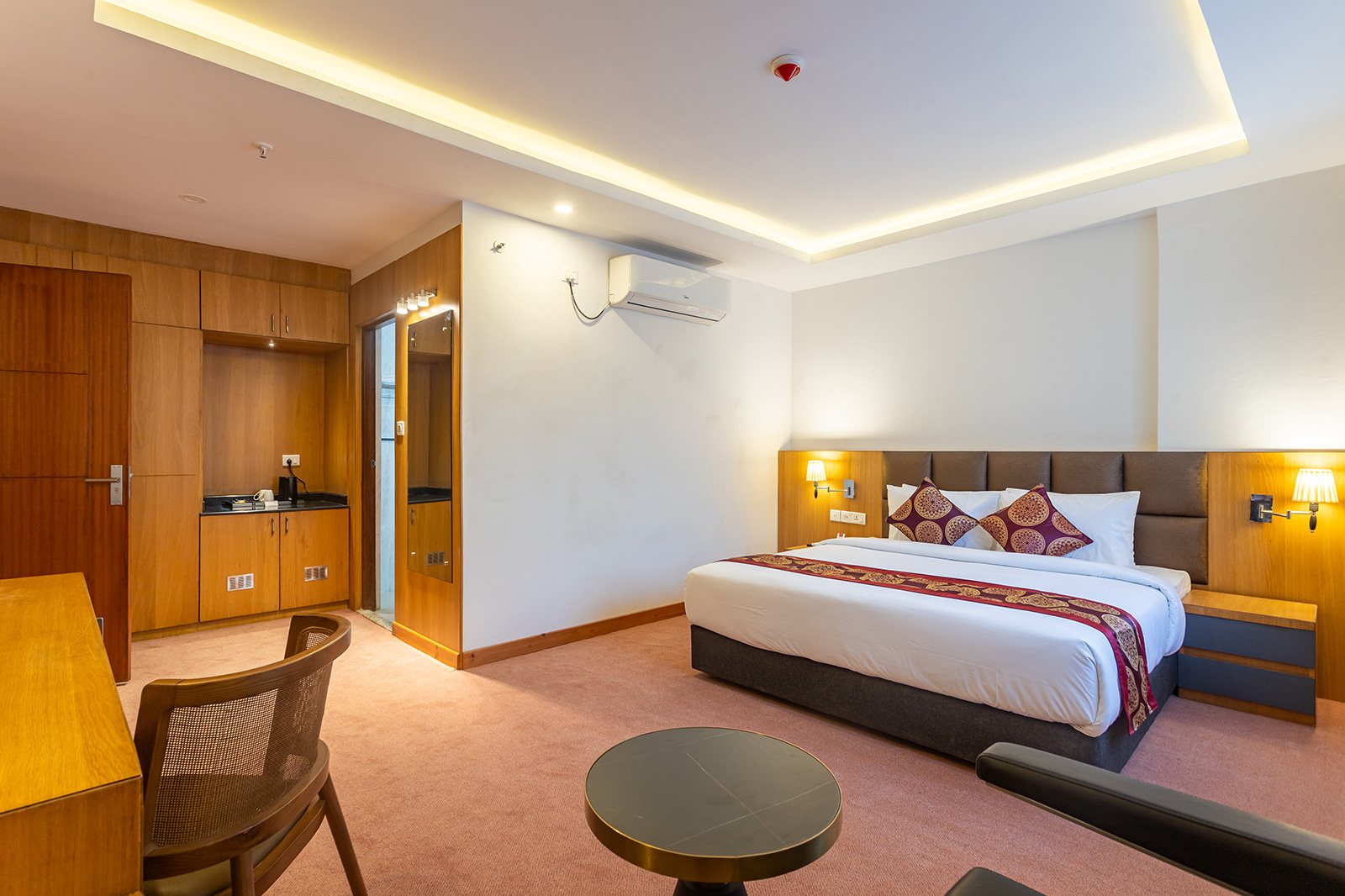Junior Suite Room